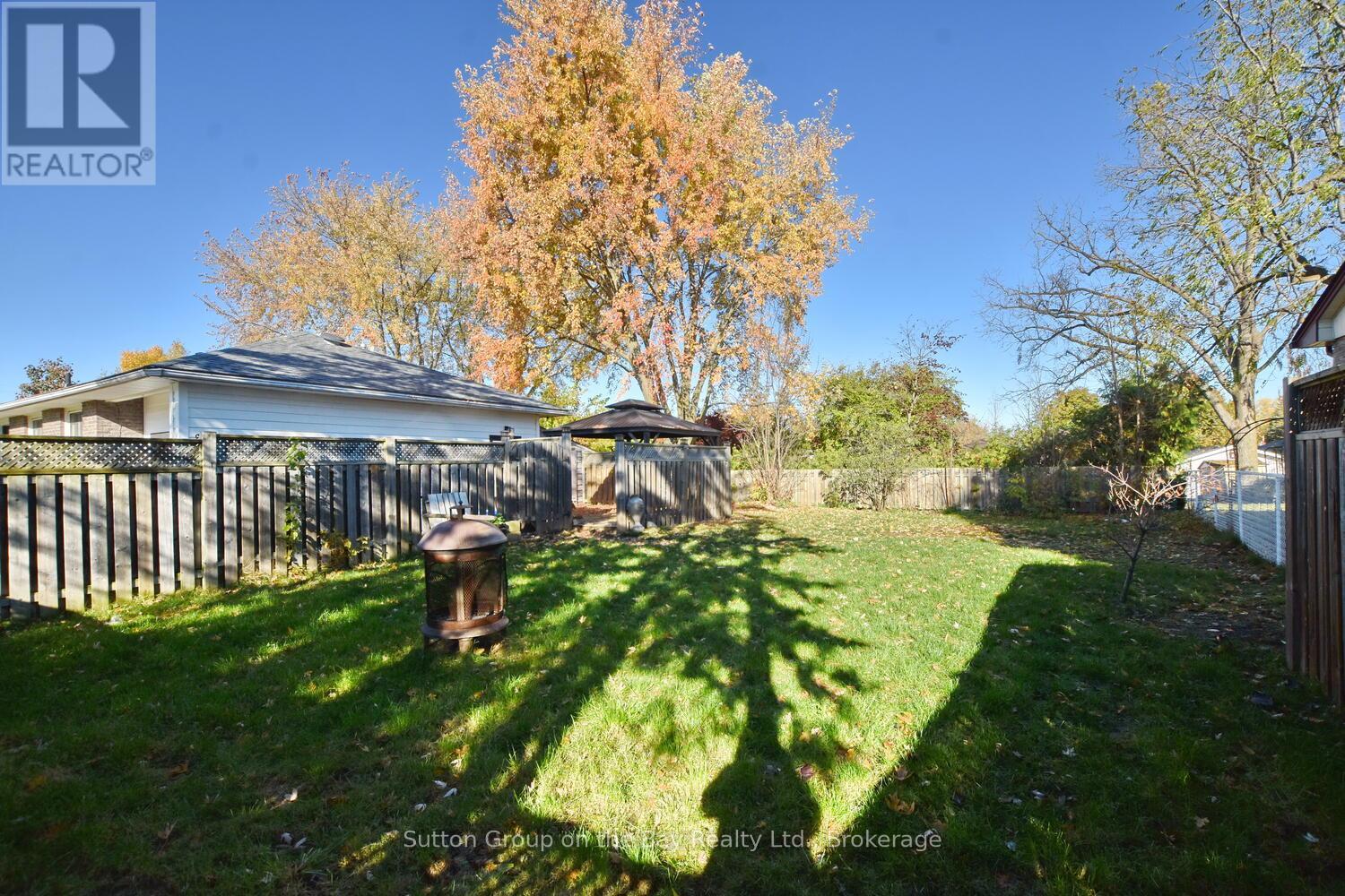 5 Brock Crescent Property Photo 10
