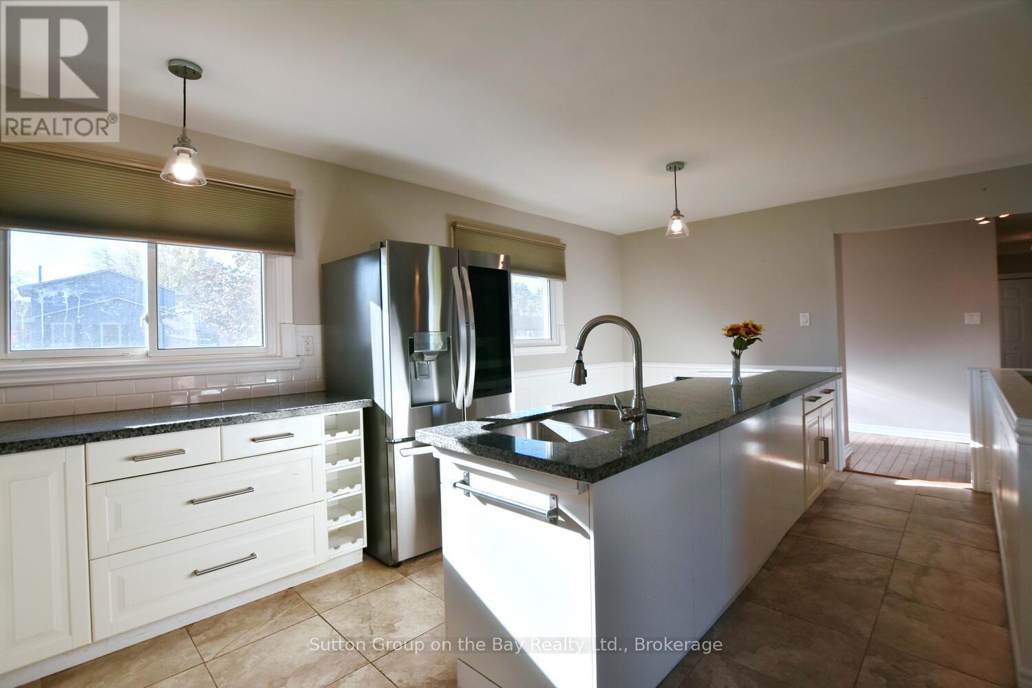 5 Brock Crescent Property Photo 14