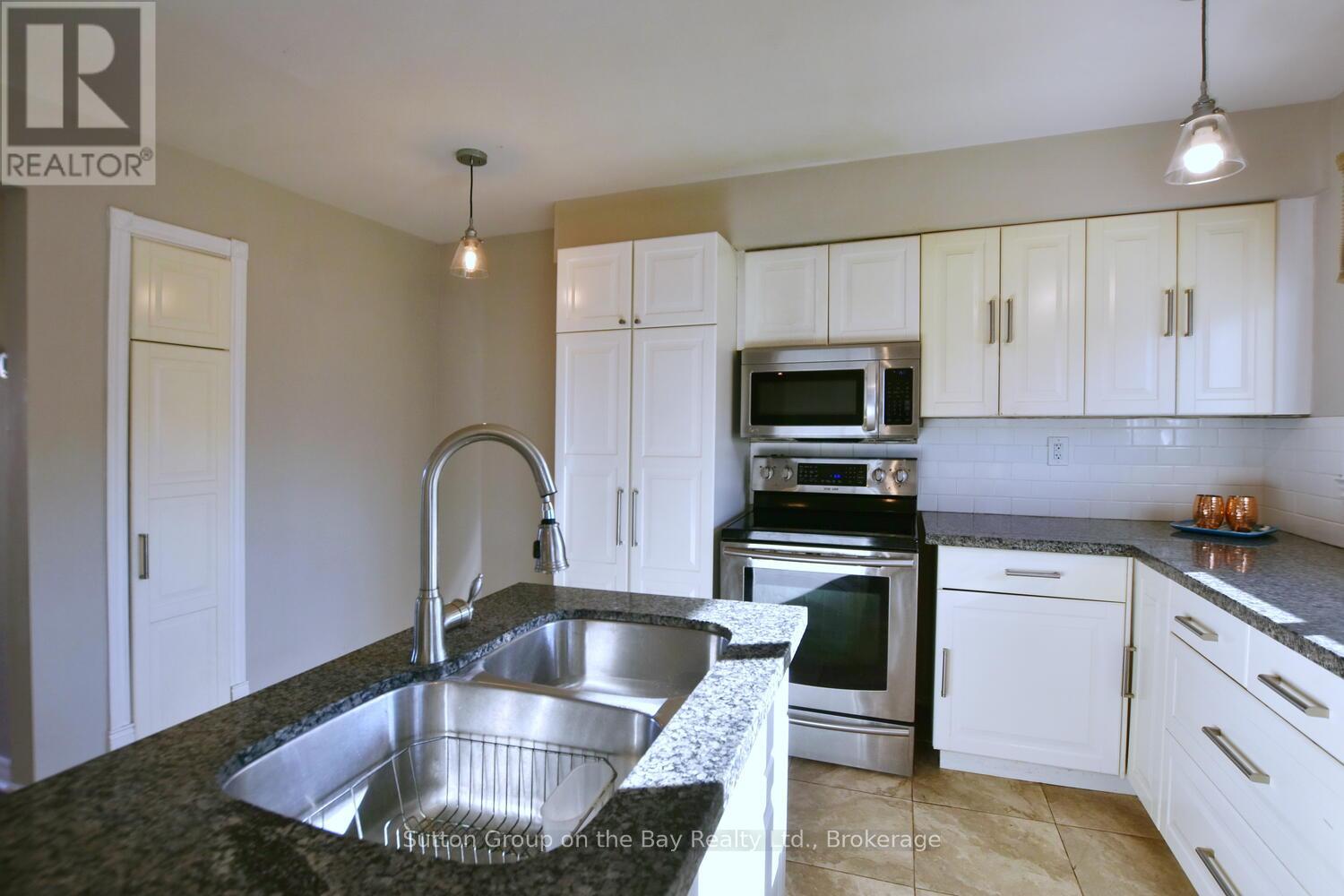 5 Brock Crescent Property Photo 18