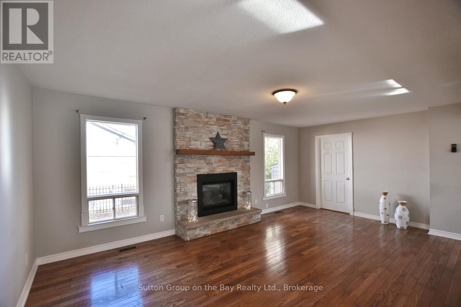 5 Brock Crescent Property Photo 23