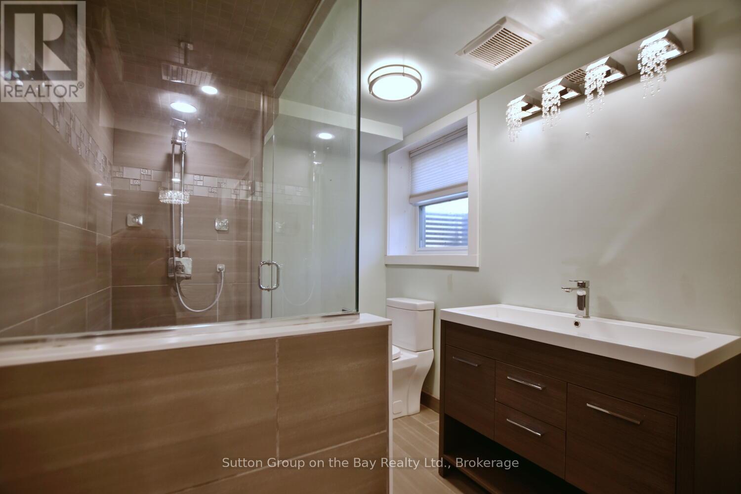 5 Brock Crescent Property Photo 39