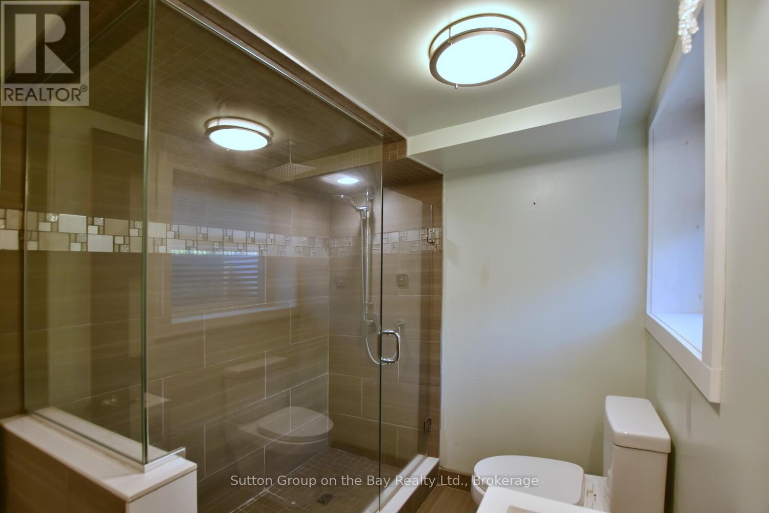 5 Brock Crescent Property Photo 40