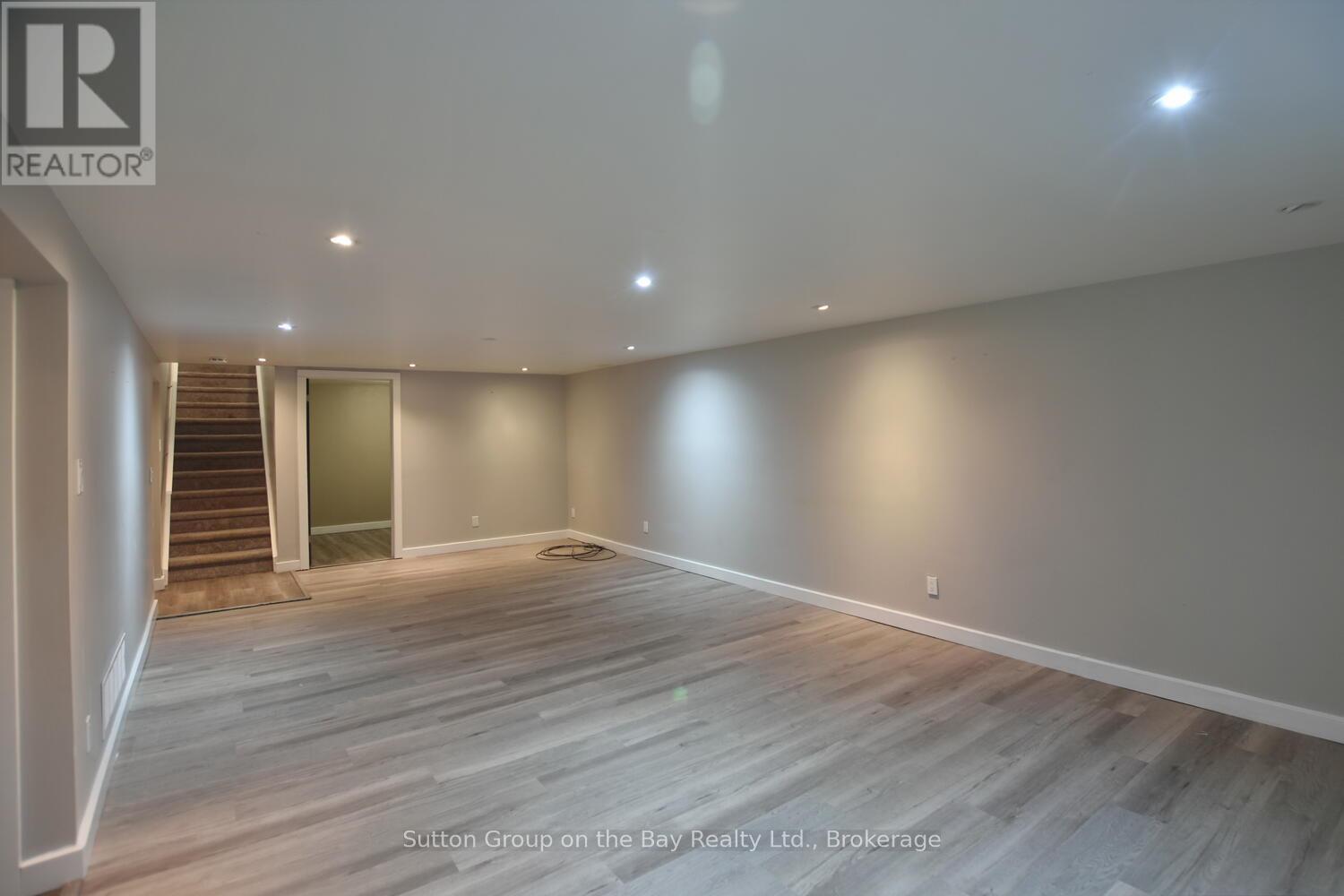 5 Brock Crescent Property Photo 42