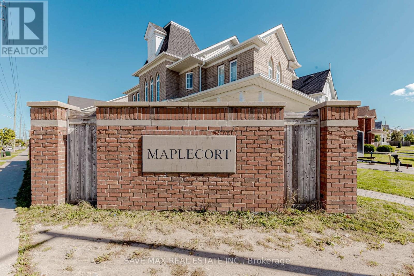 135 PRINCE WILLIAM WAY Property Photo 1