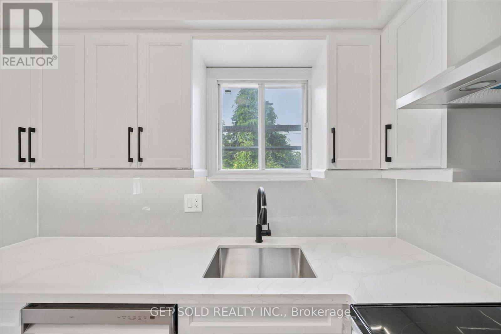 232 Kozlov Street Property Photo 1