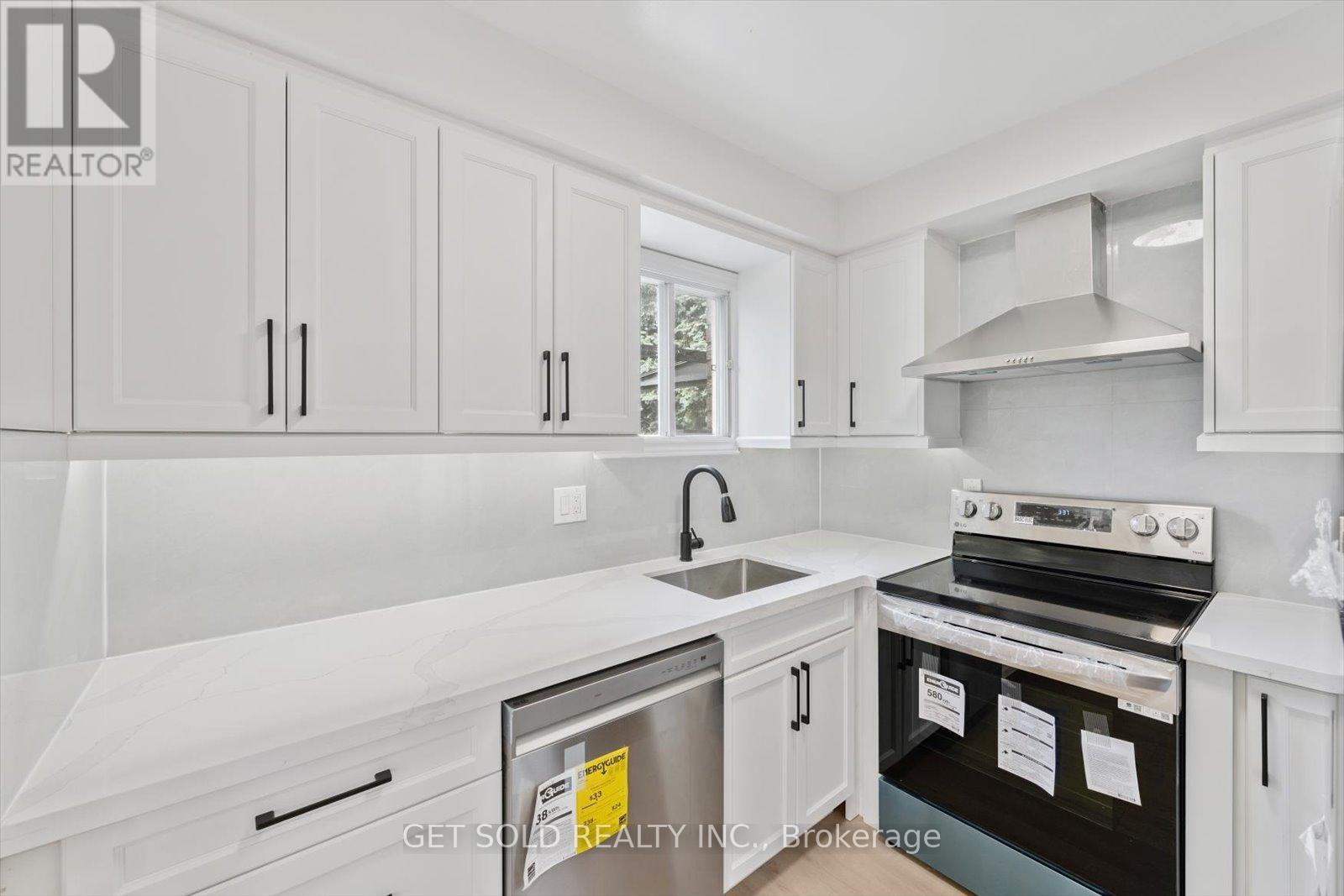 232 Kozlov Street Property Photo 11