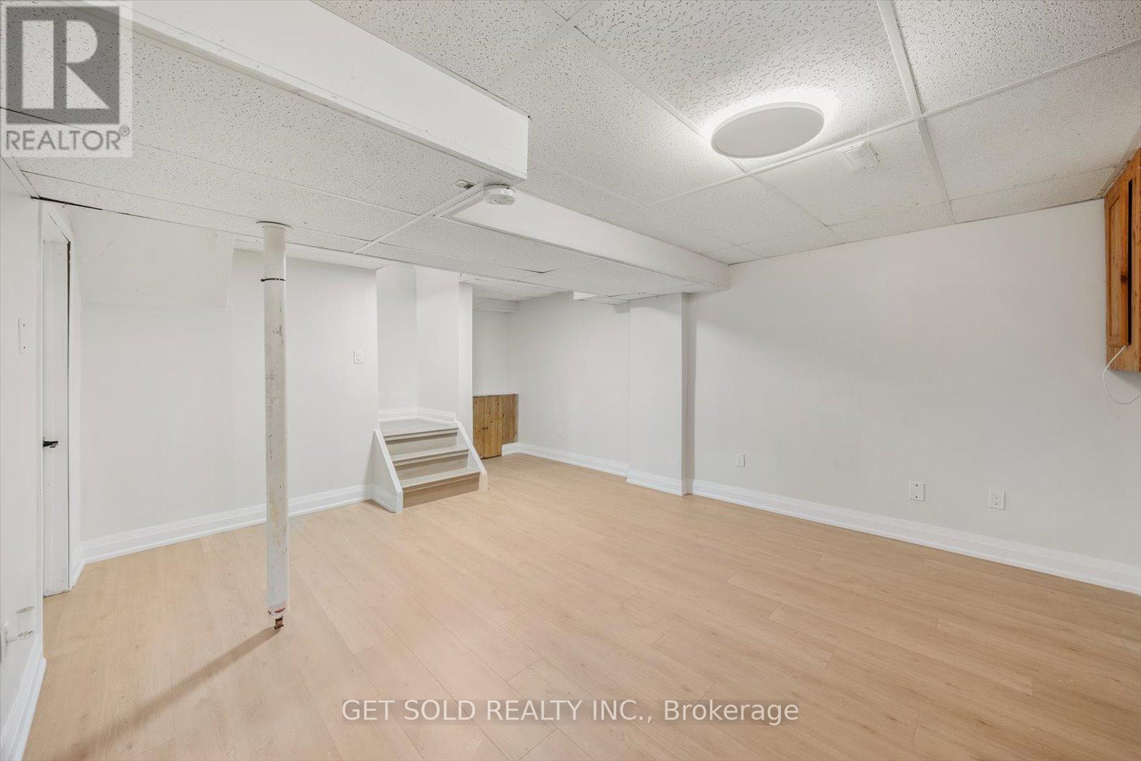 232 Kozlov Street Property Photo 30