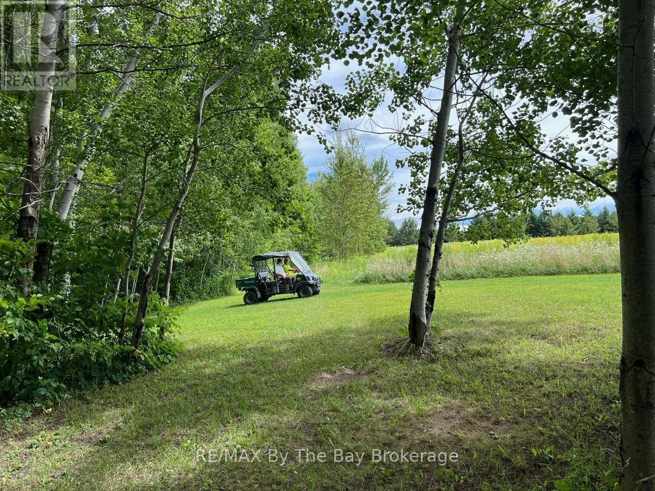 2332 Centre Line Property Photo 17