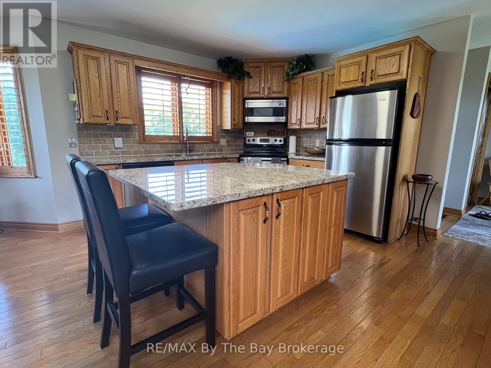 2332 Centre Line Property Photo 19