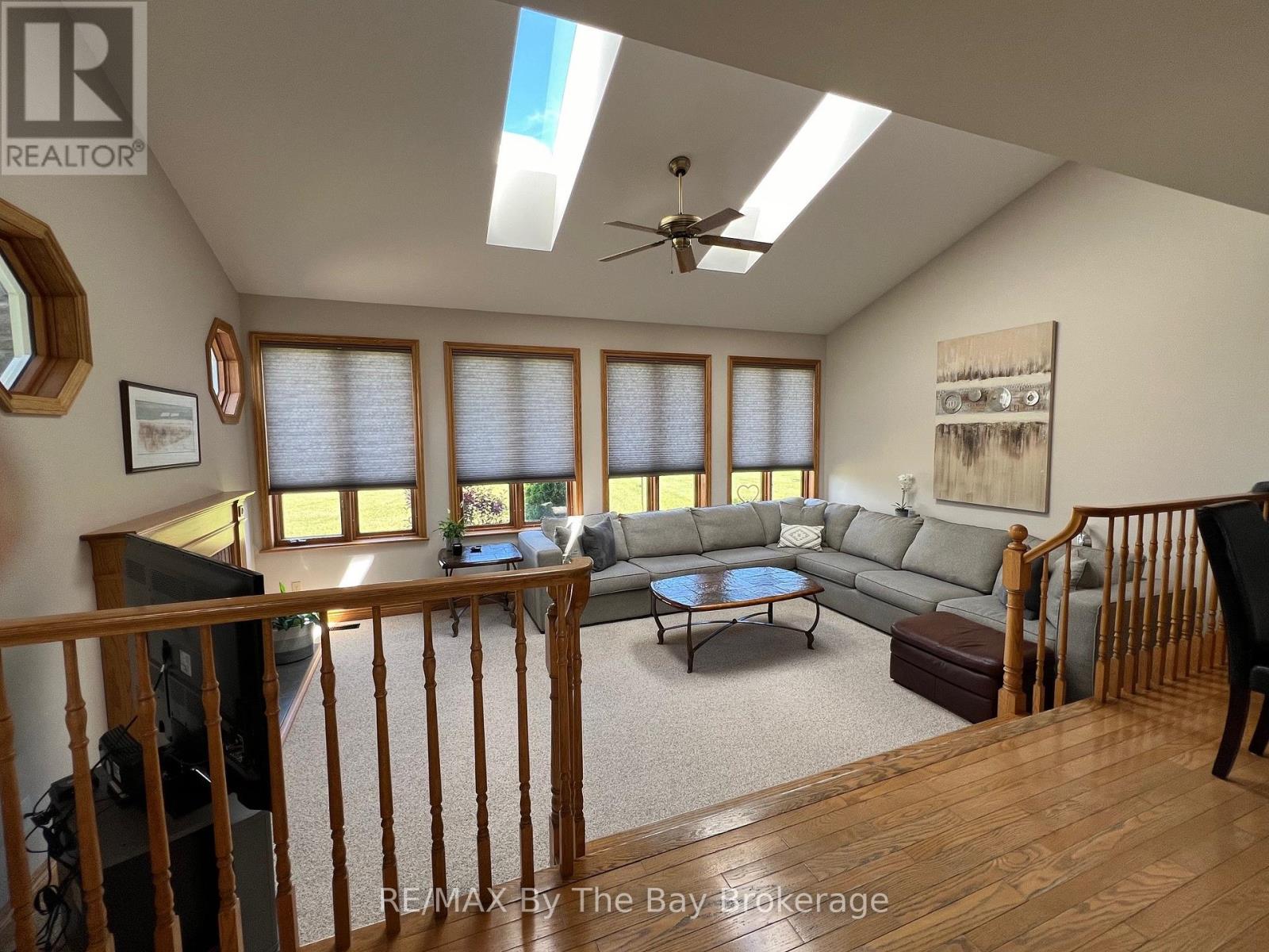 2332 Centre Line Property Photo 22