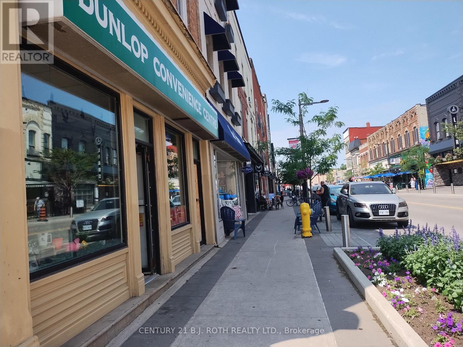 57-59 Dunlop Street E Property Photo 2