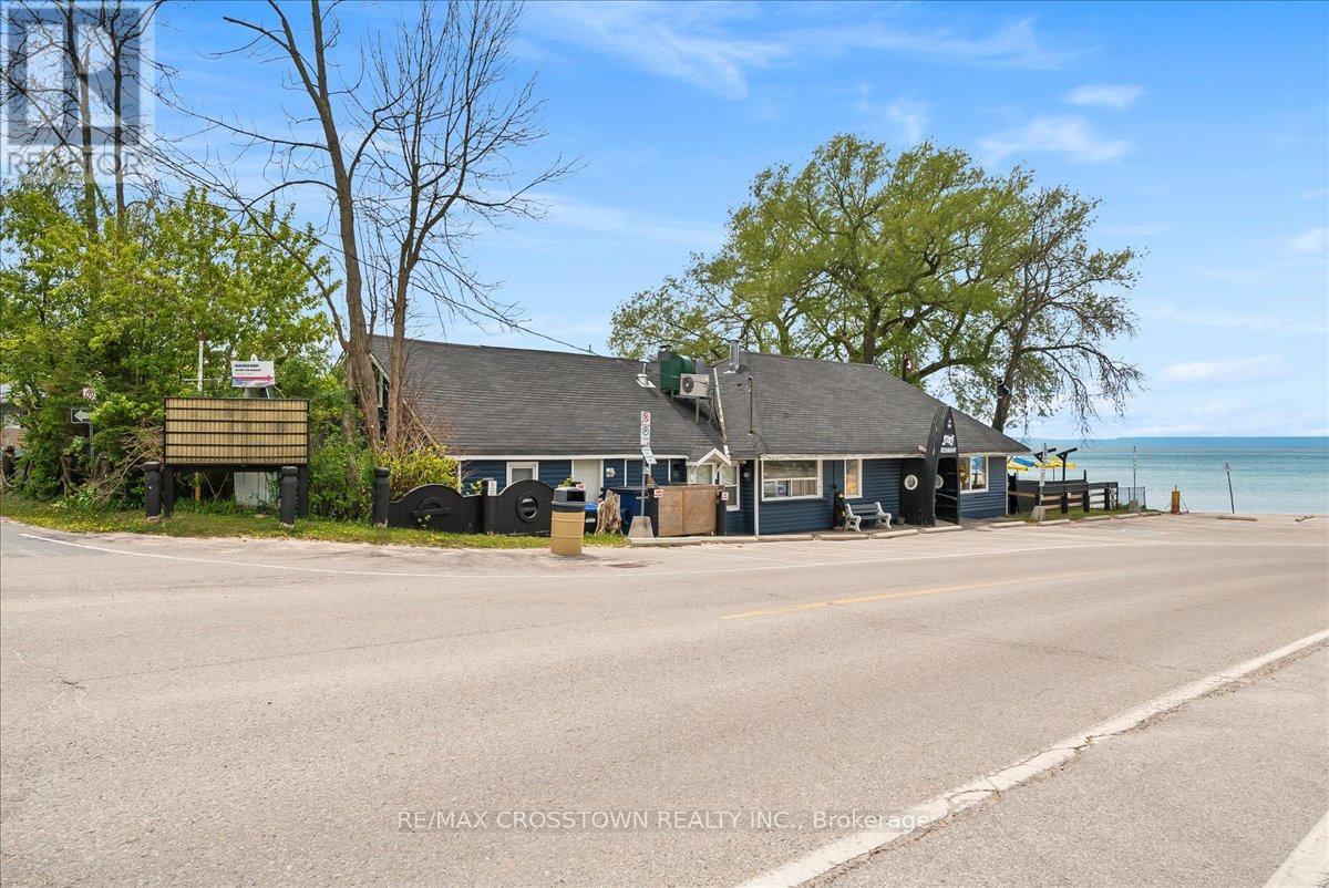 369 Balm Beach Road W Property Photo 8
