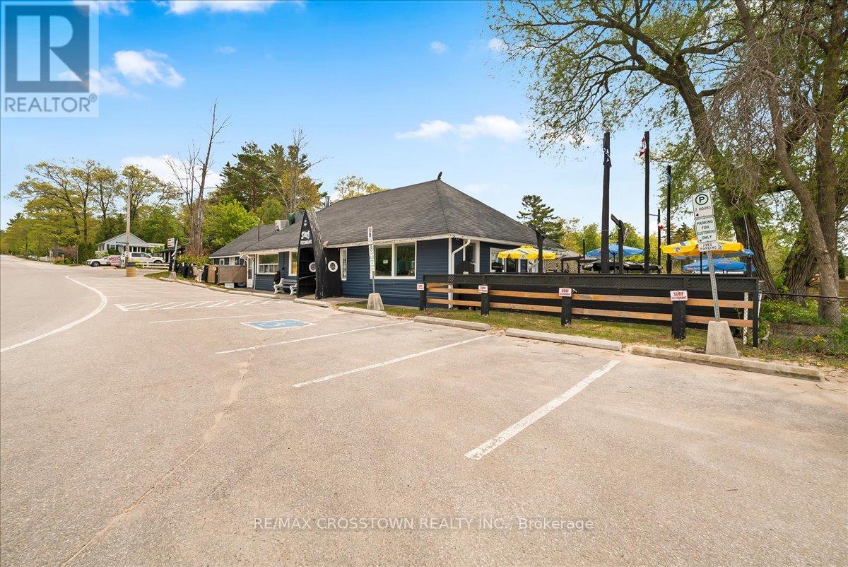 369 Balm Beach Road W Property Photo 11