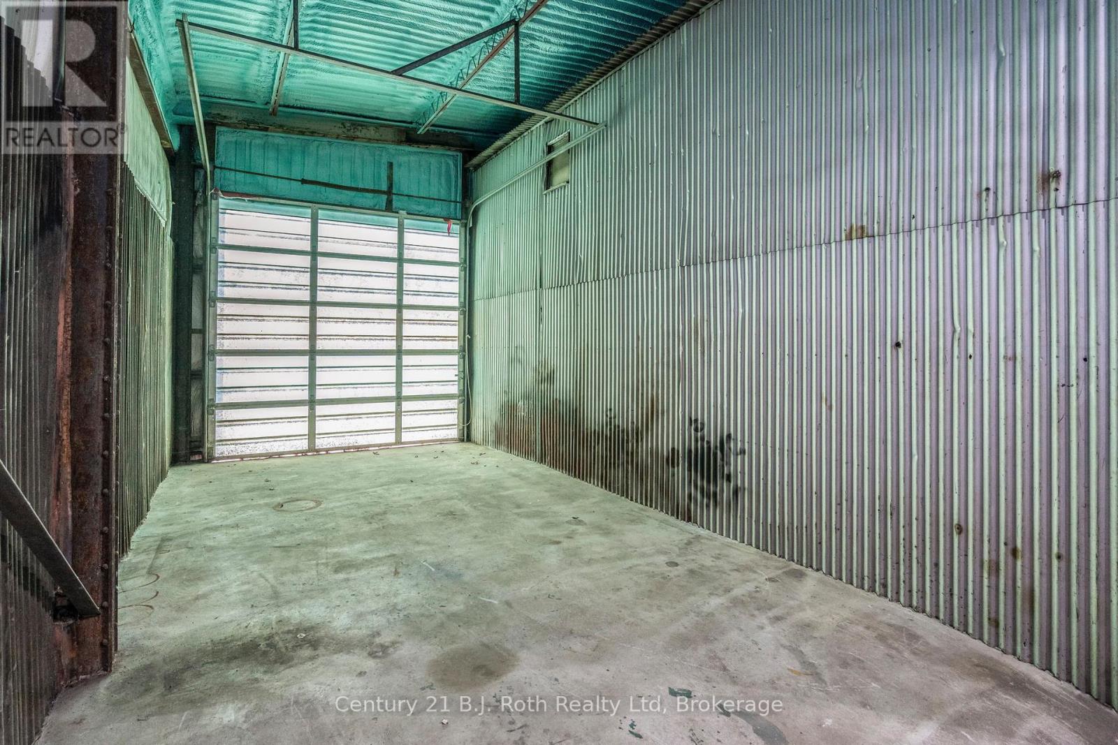 2565 Quarry Road Property Photo 24