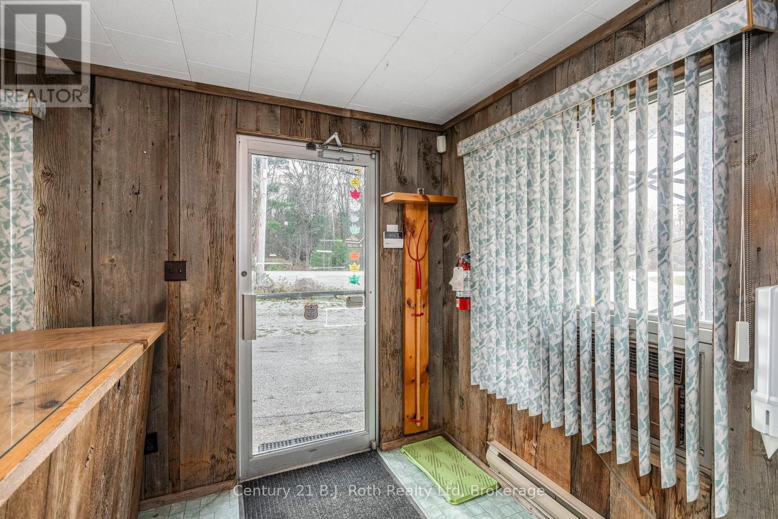 2565 Quarry Road Property Photo 30