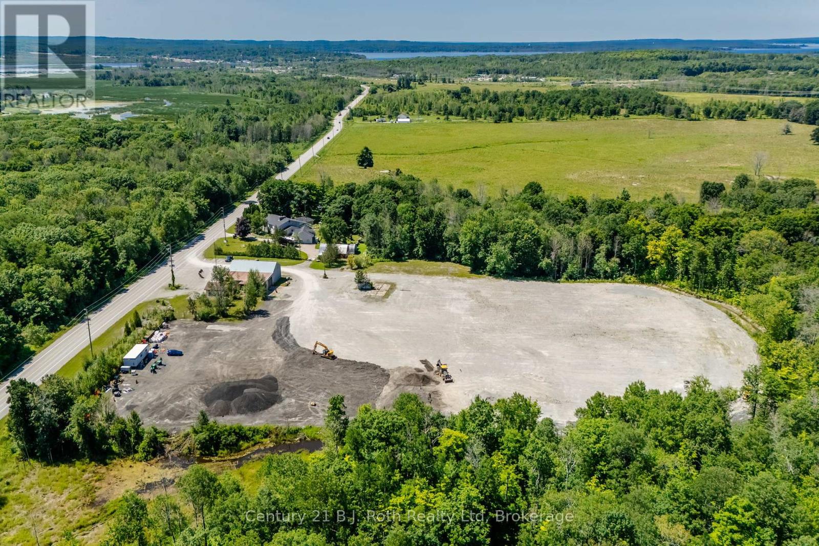 2565 Quarry Road Property Photo 40