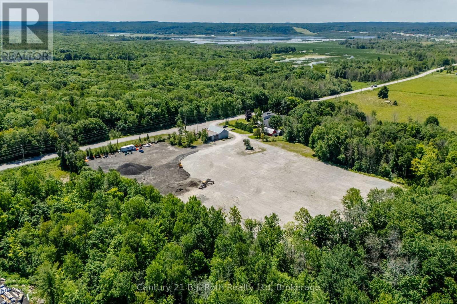 2565 Quarry Road Property Photo 42