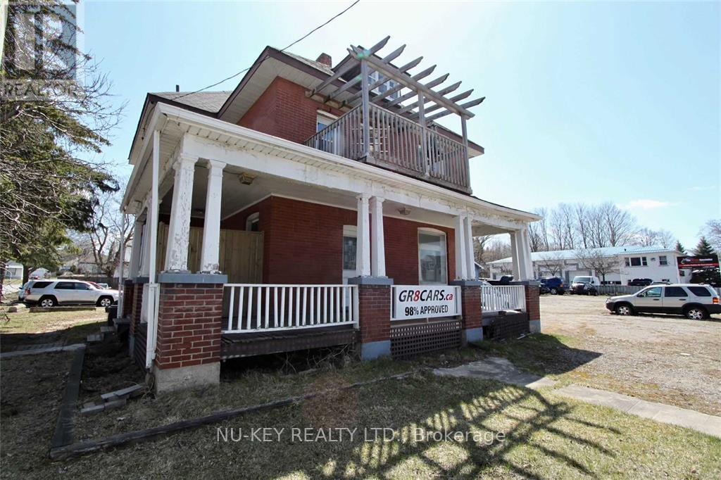 150 Essa Road Property Photo 2