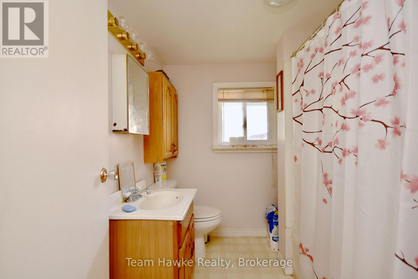 2645 St Amant Road Property Photo 10