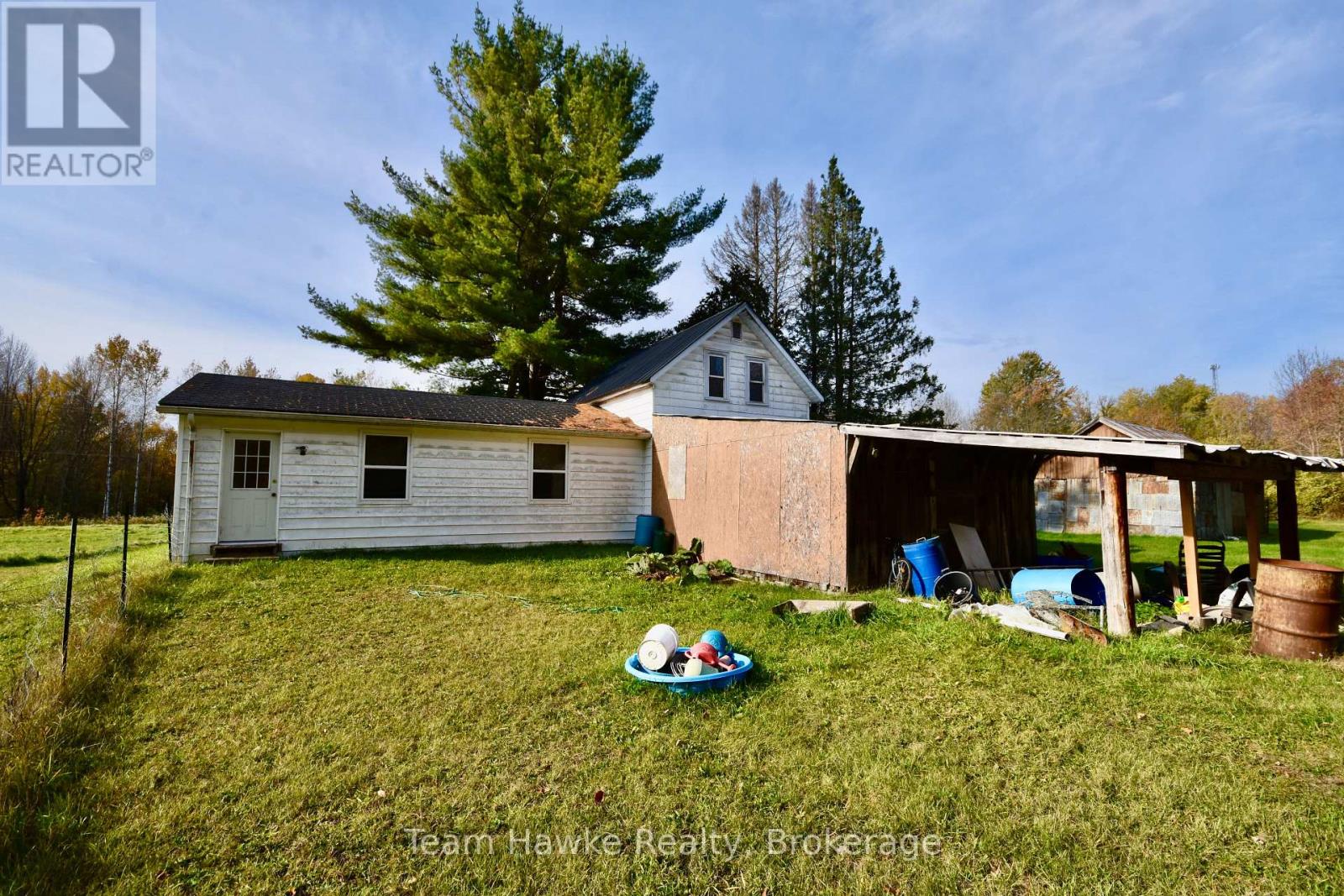2645 St Amant Road Property Photo 21