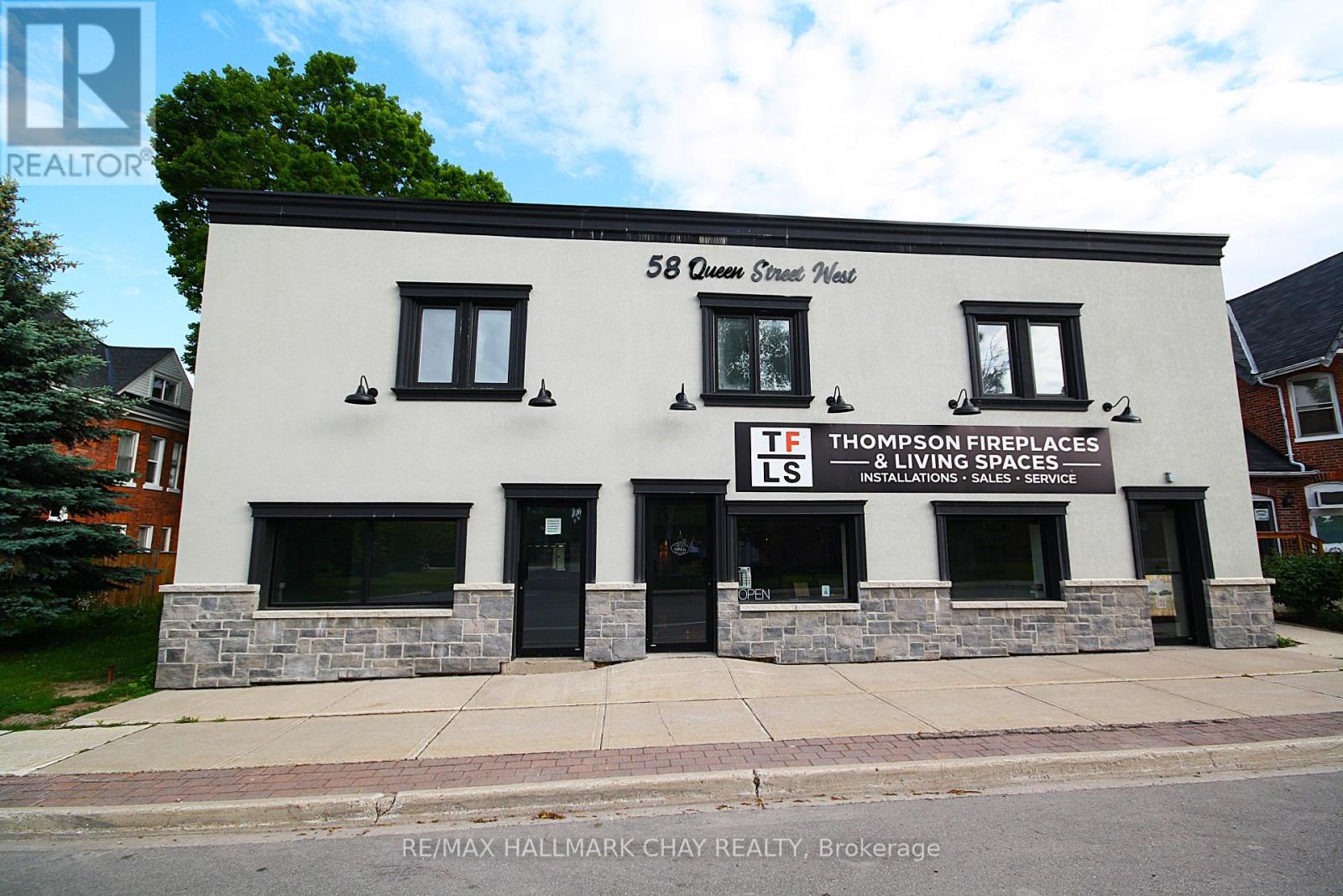 58 Queen St Street W Property Photo 1