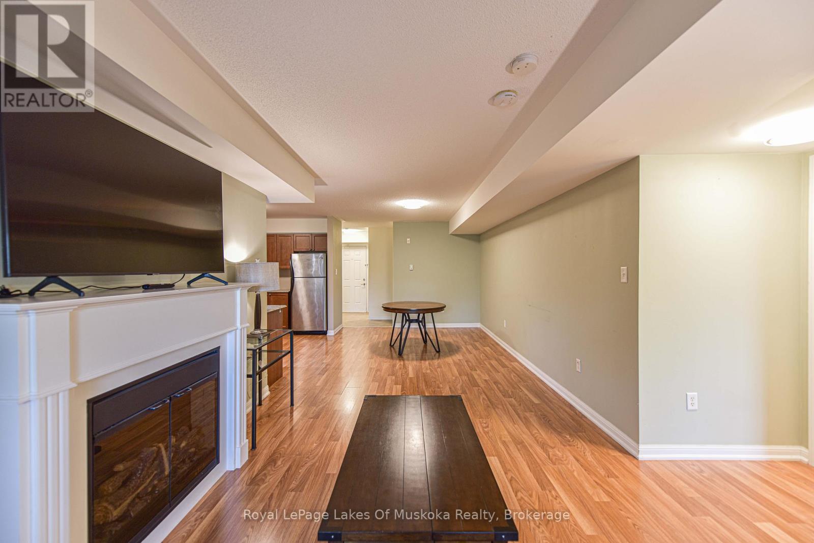 318 - 60 Mulligan Lane Property Photo 25