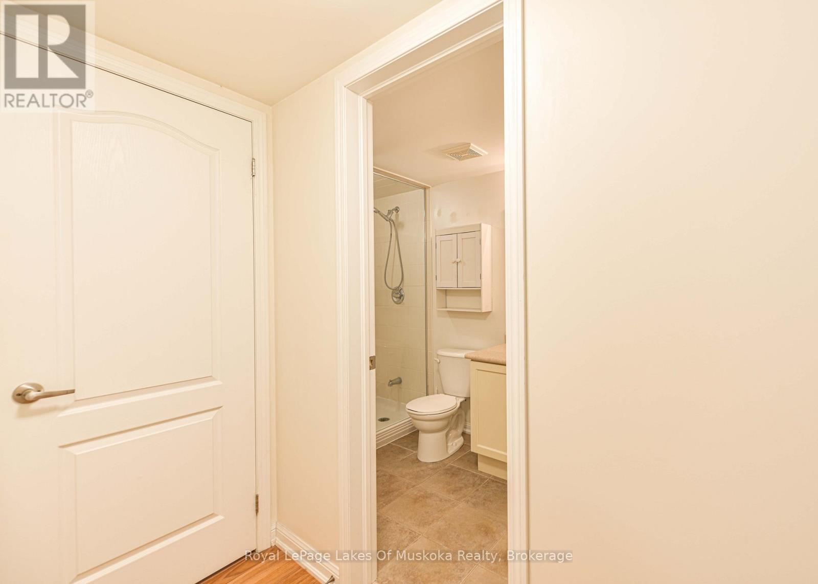 318 - 60 Mulligan Lane Property Photo 34
