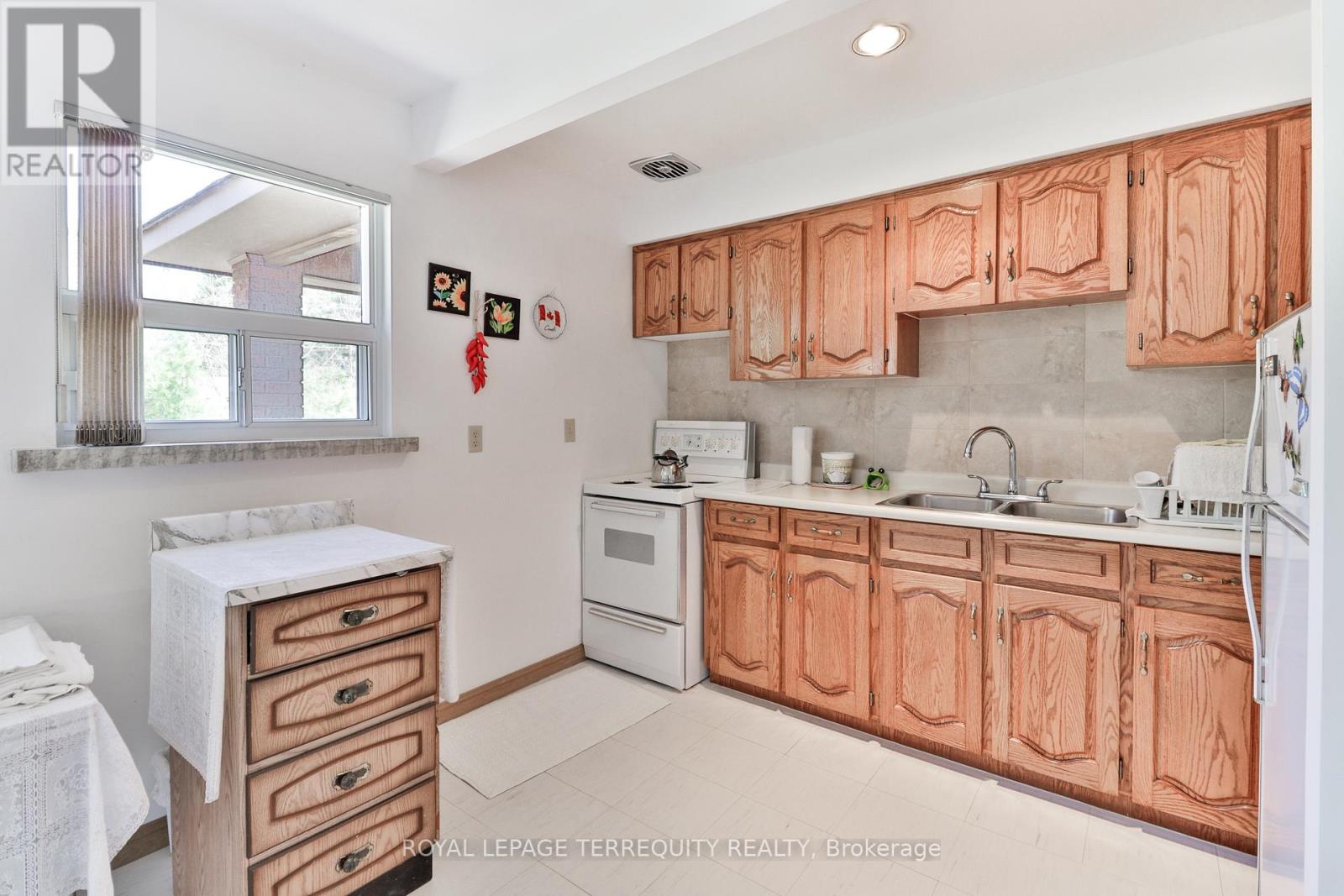 46 Stocco Circle Property Photo 4