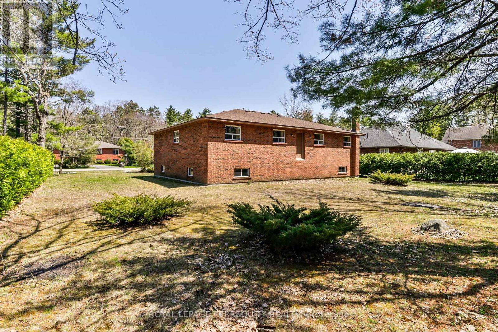 46 Stocco Circle Property Photo 26