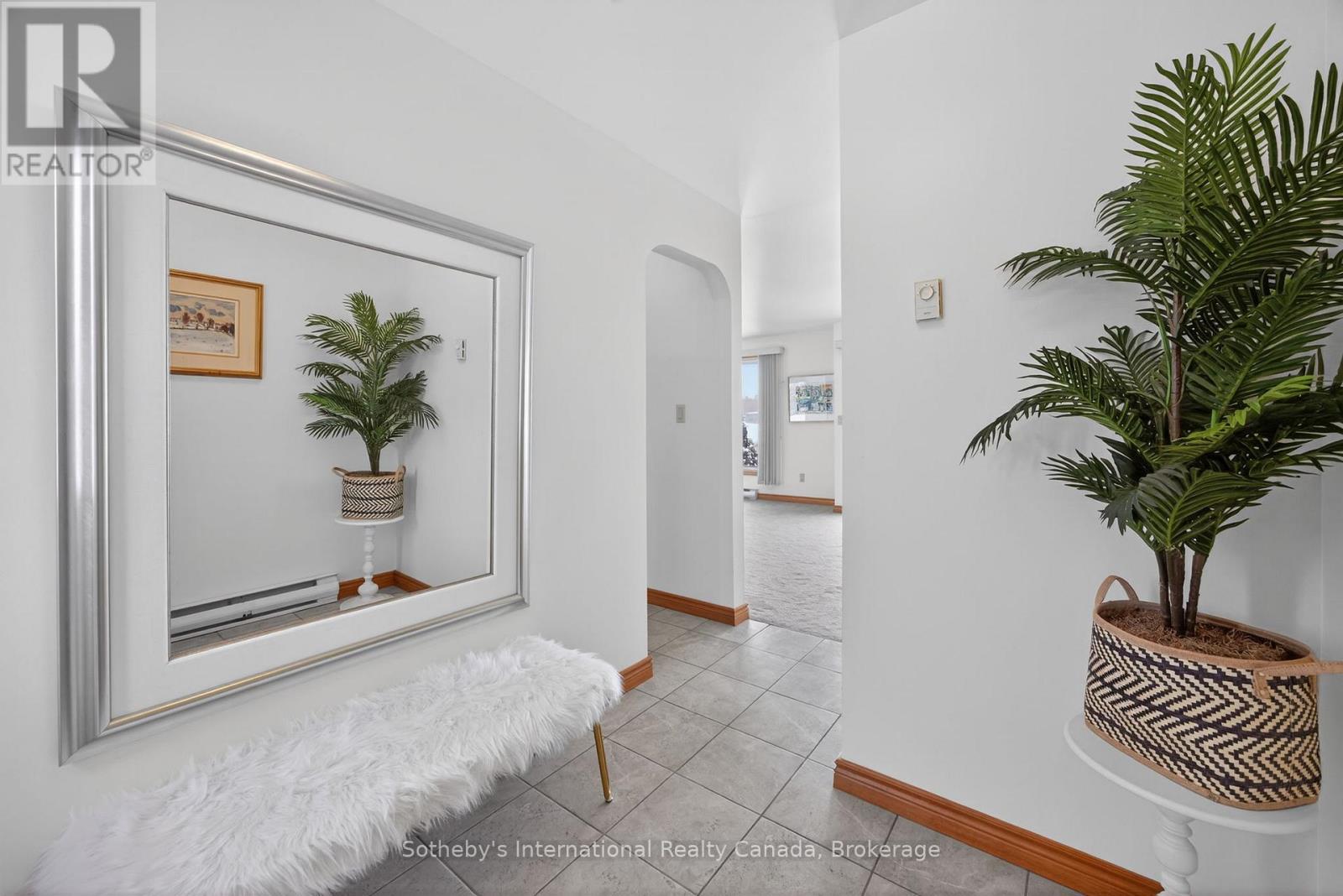1420 Tiny Beaches Road N Property Photo 7