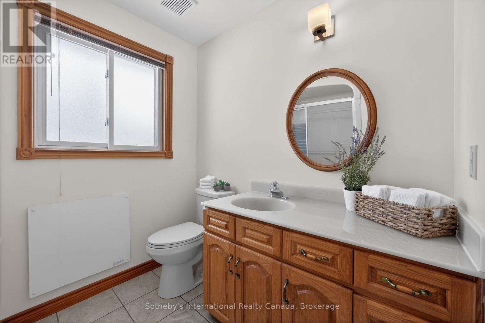 1420 Tiny Beaches Road N Property Photo 17