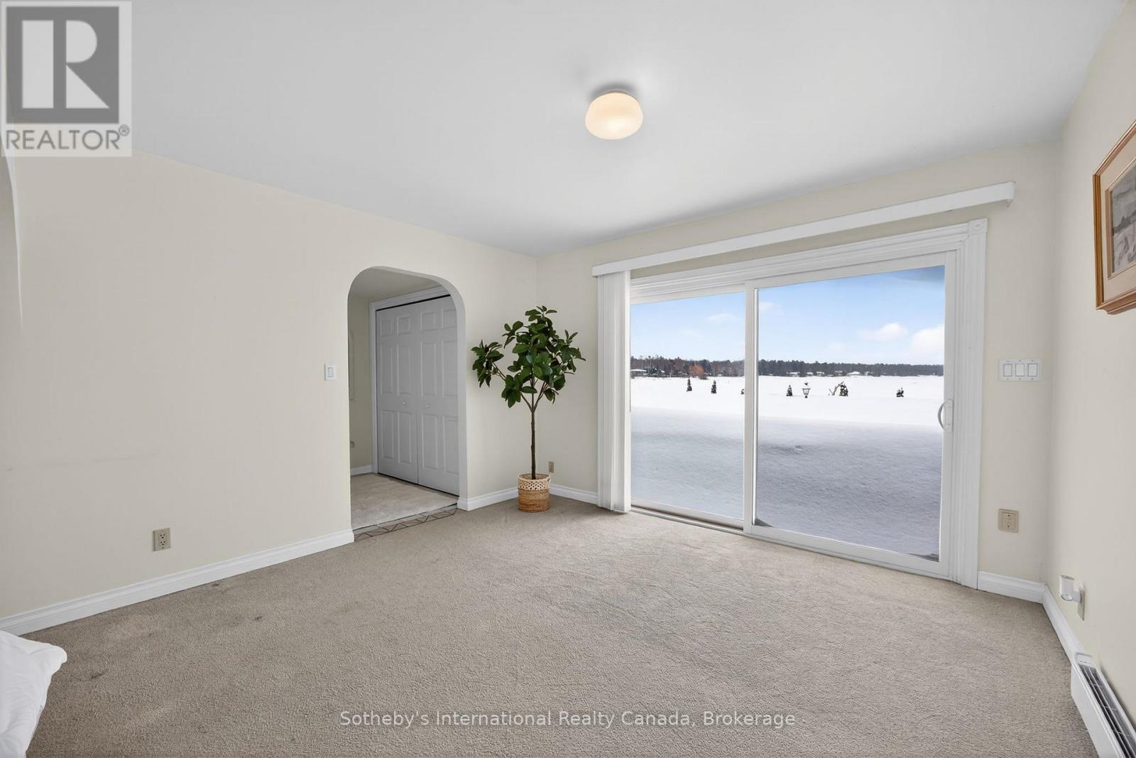 1420 Tiny Beaches Road N Property Photo 23
