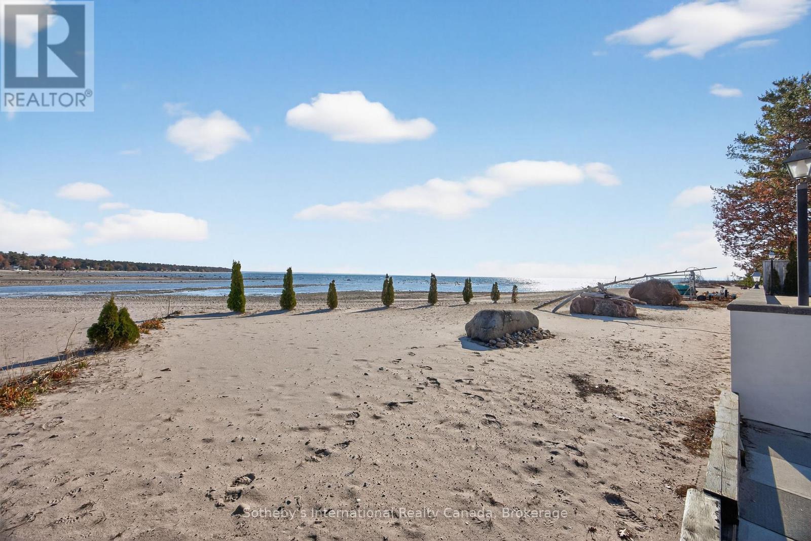 1420 Tiny Beaches Road N Property Photo 36