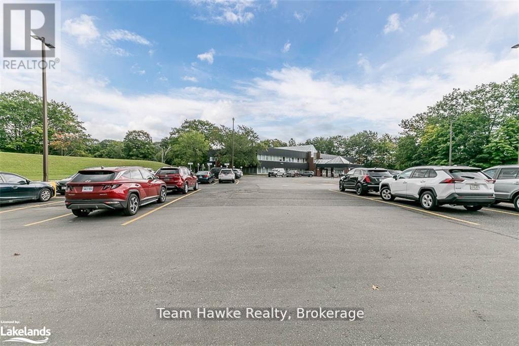 101 - 240 Penetanguishene Road Property Photo 19