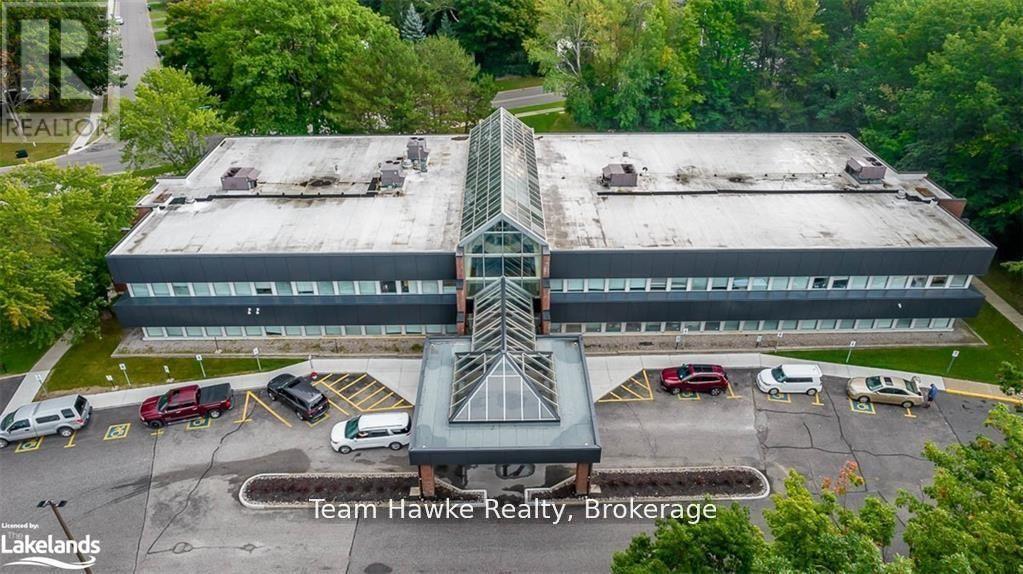 101 - 240 Penetanguishene Road Property Photo 27