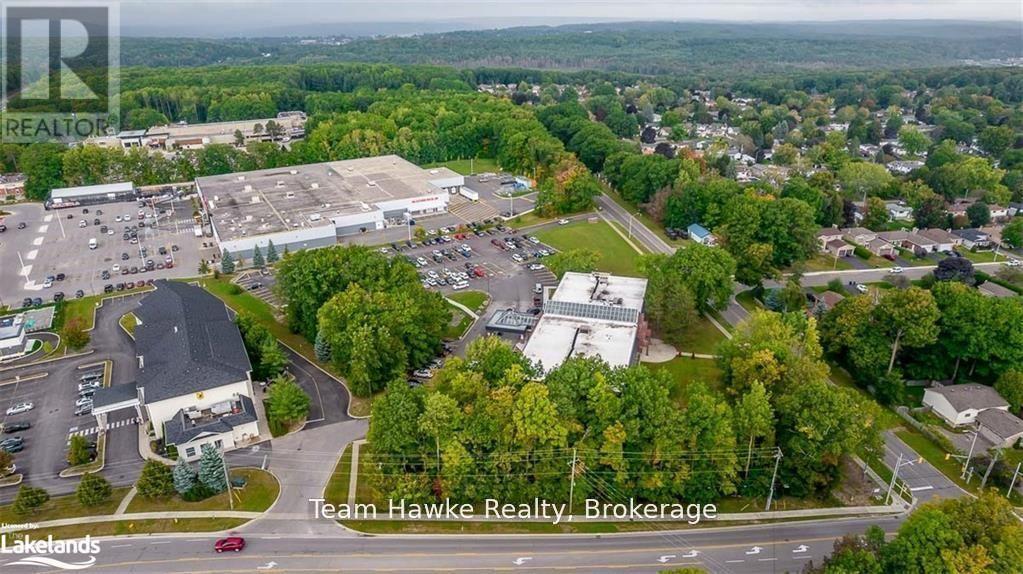 101 - 240 Penetanguishene Road Property Photo 30