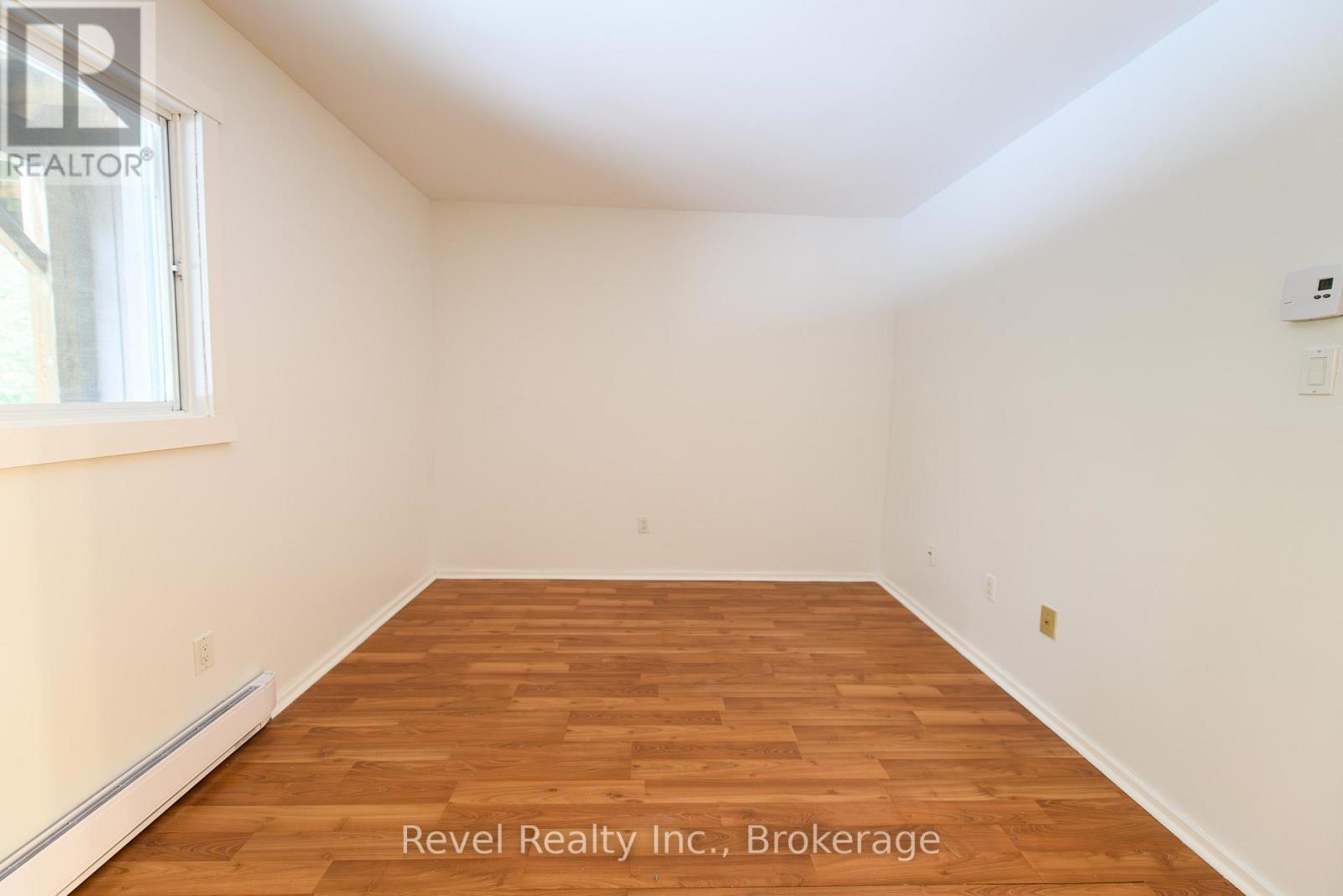 227 - 17 Harbour Street W Property Photo 15