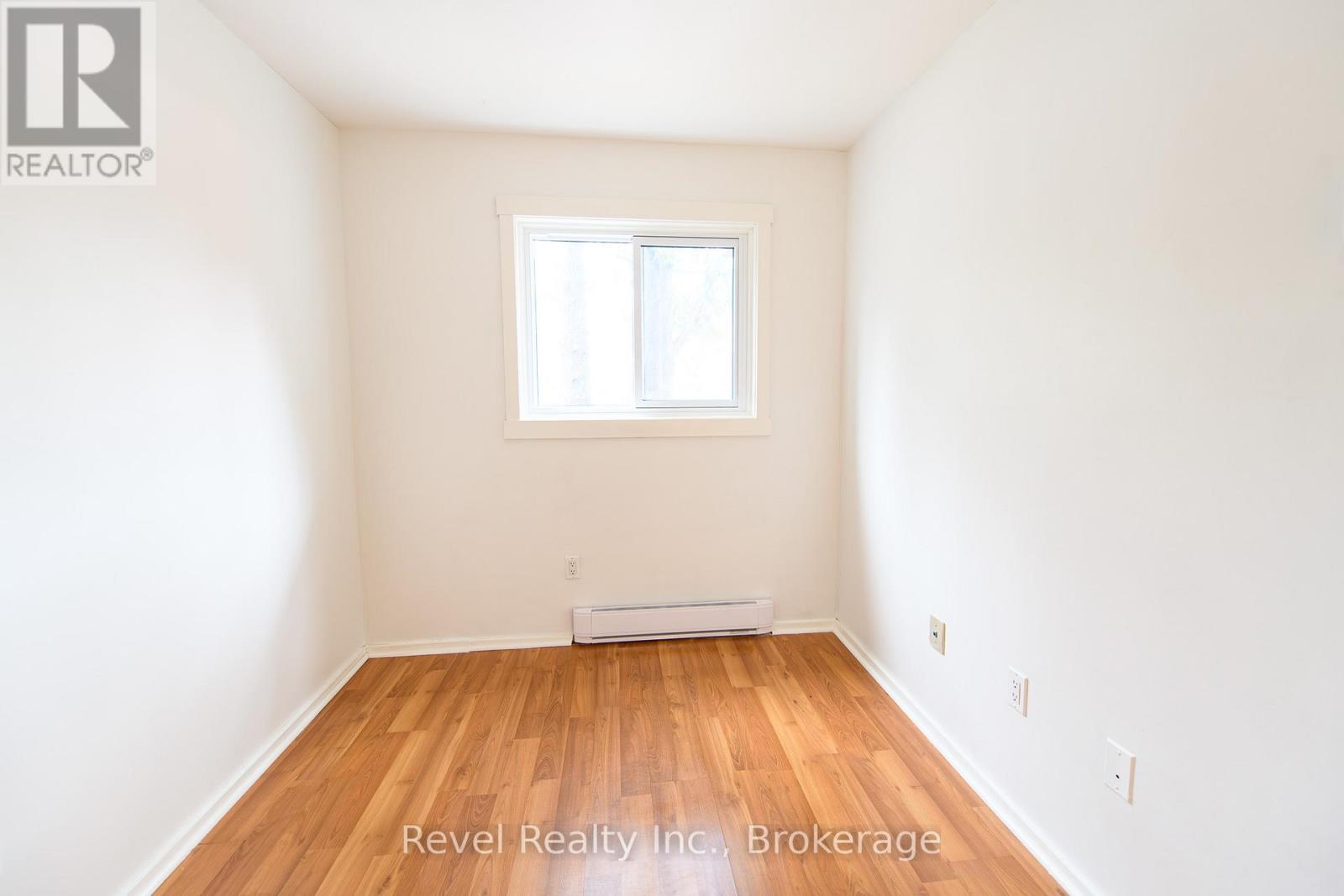 227 - 17 Harbour Street W Property Photo 16