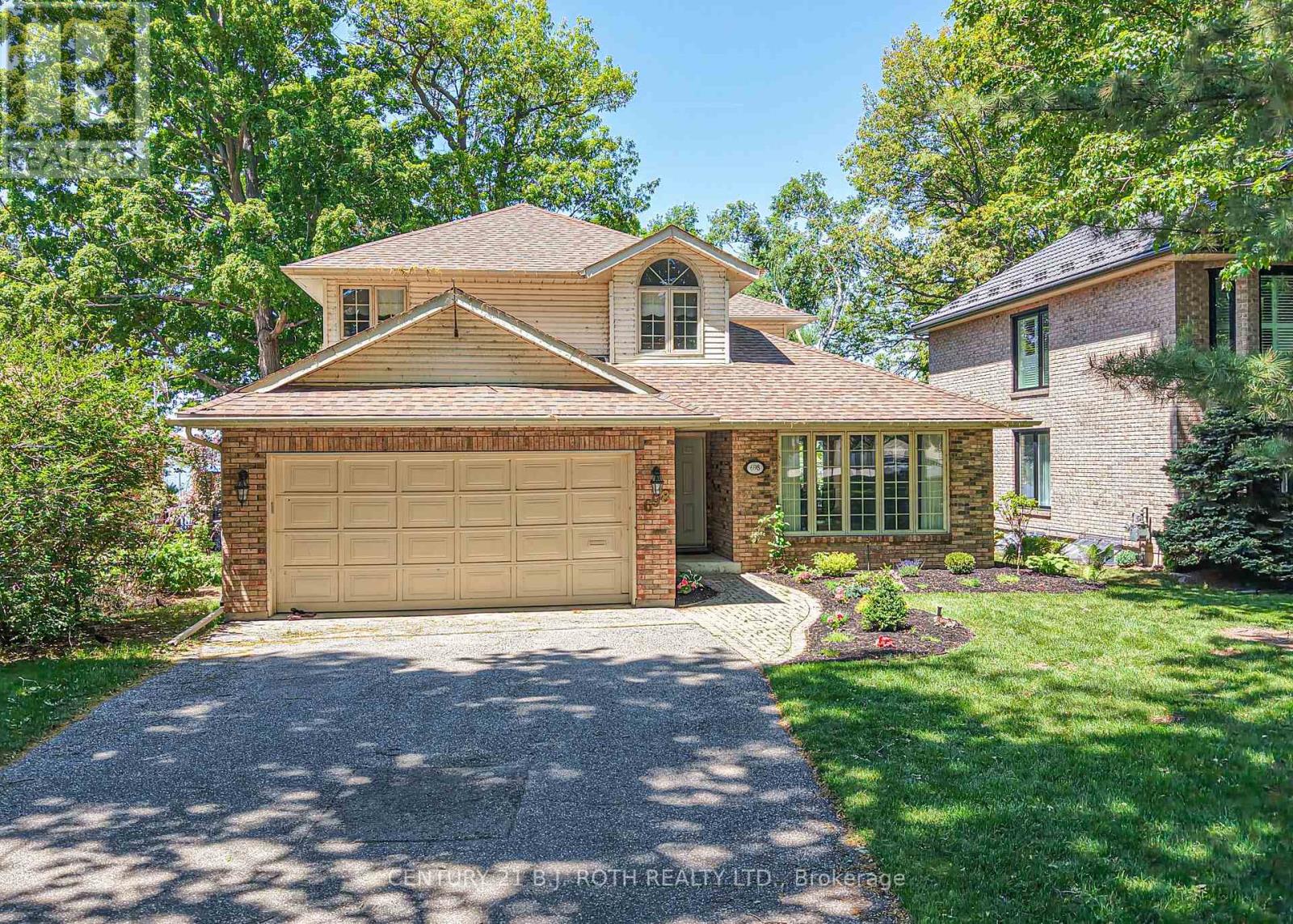 698 Broadview Avenue Property Photo 1