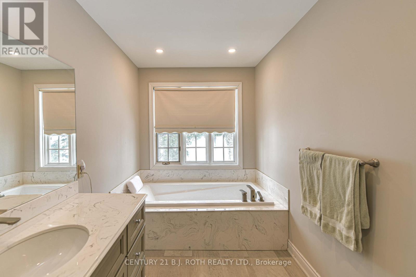 698 Broadview Avenue Property Photo 16