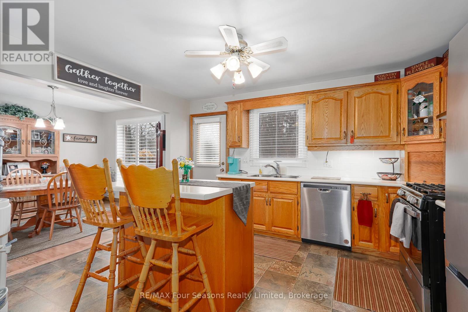 218 Datas Drive Property Photo 15