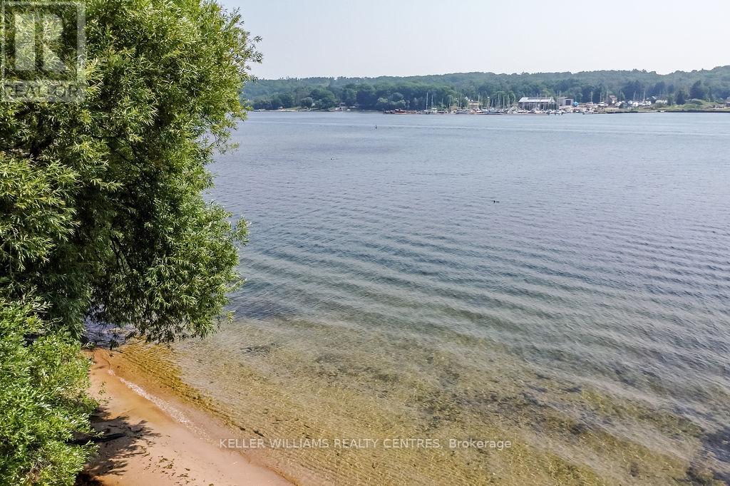 379 Champlain Road Property Photo 5