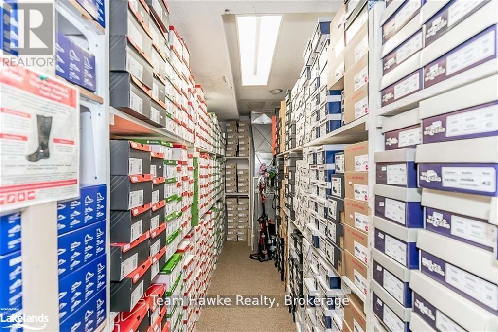 261 King Street Property Photo 20
