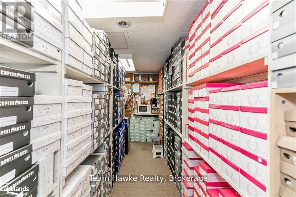 261 King Street Property Photo 22