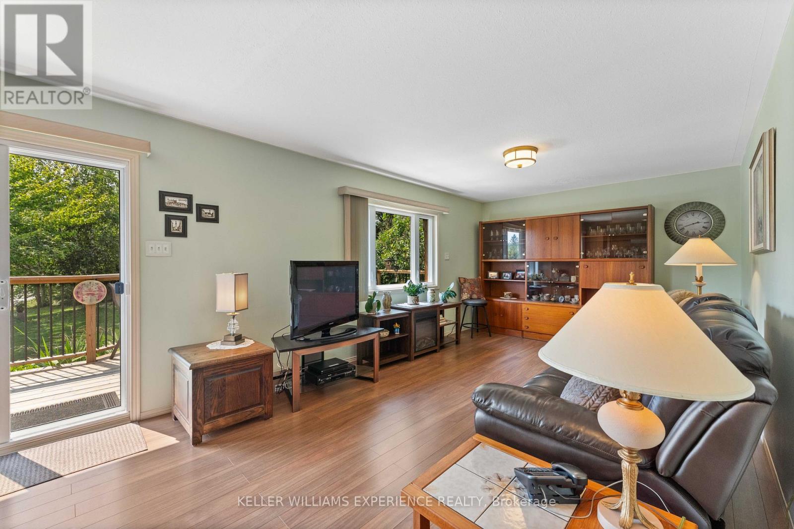 1213 Taylor Line Property Photo 8