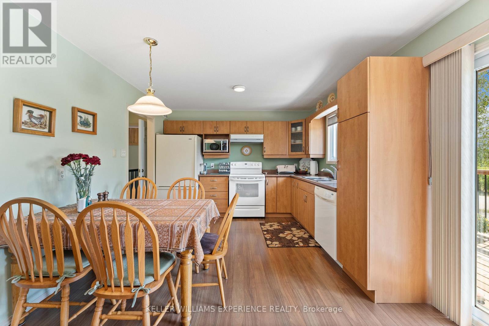 1213 Taylor Line Property Photo 10