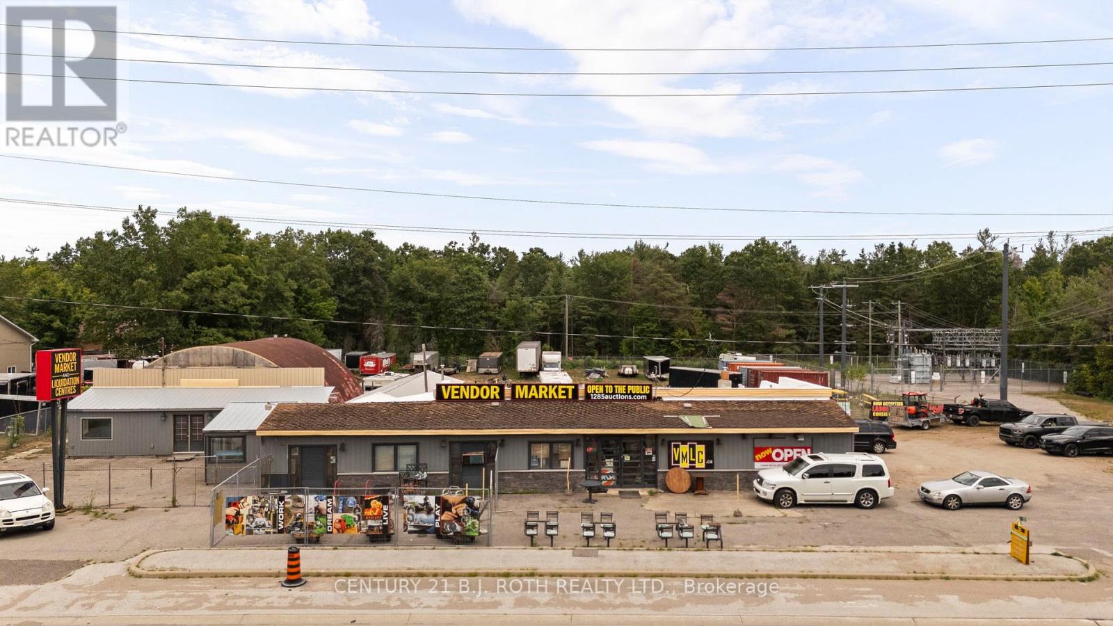 1285 Bayfield Street N Property Photo 1