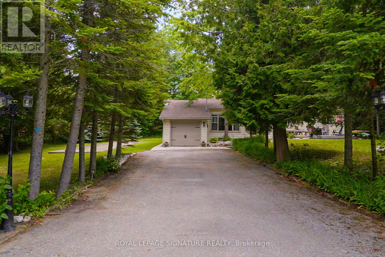 107 NICOLE BOULEVARD Property Photo 1