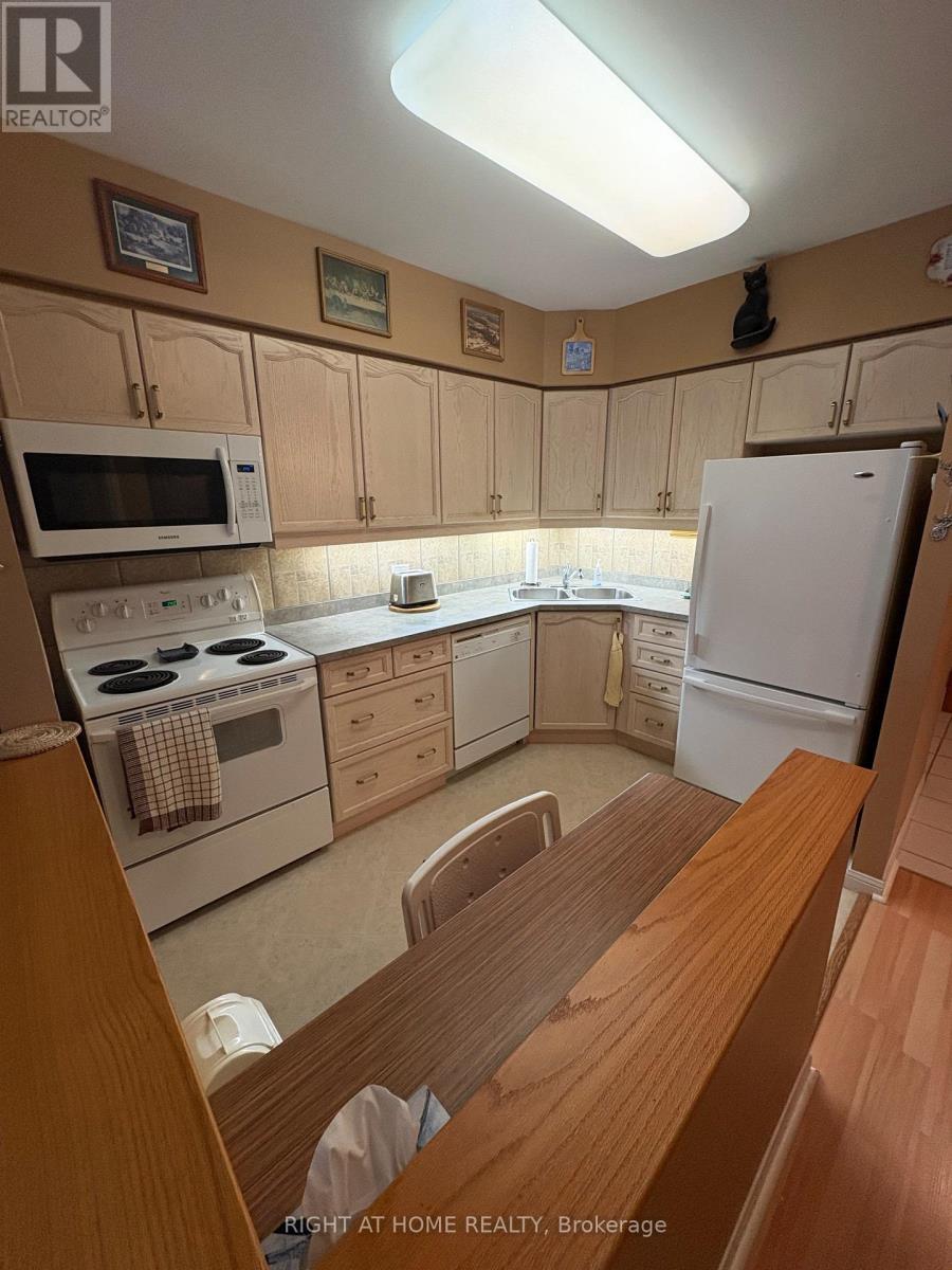 312 - 90 Dean Avenue Property Photo 25