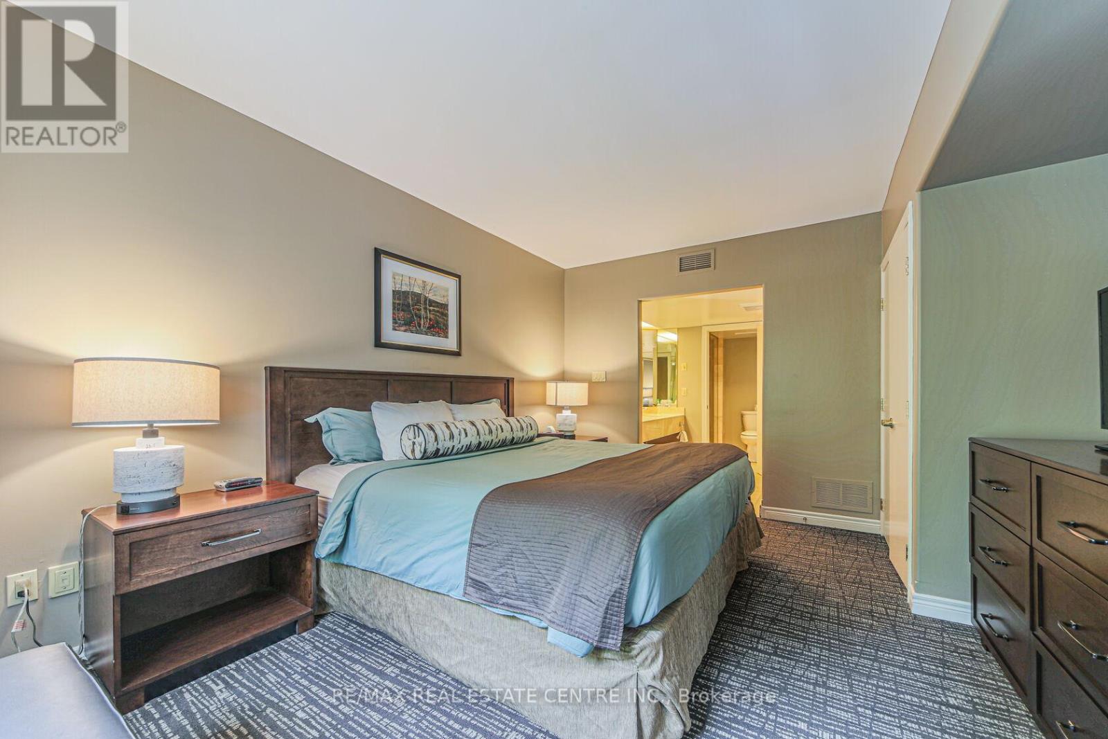 2228 - 90 Highland Drive Property Photo 18